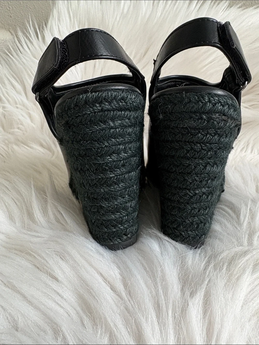 Ruff Hewn sleek black